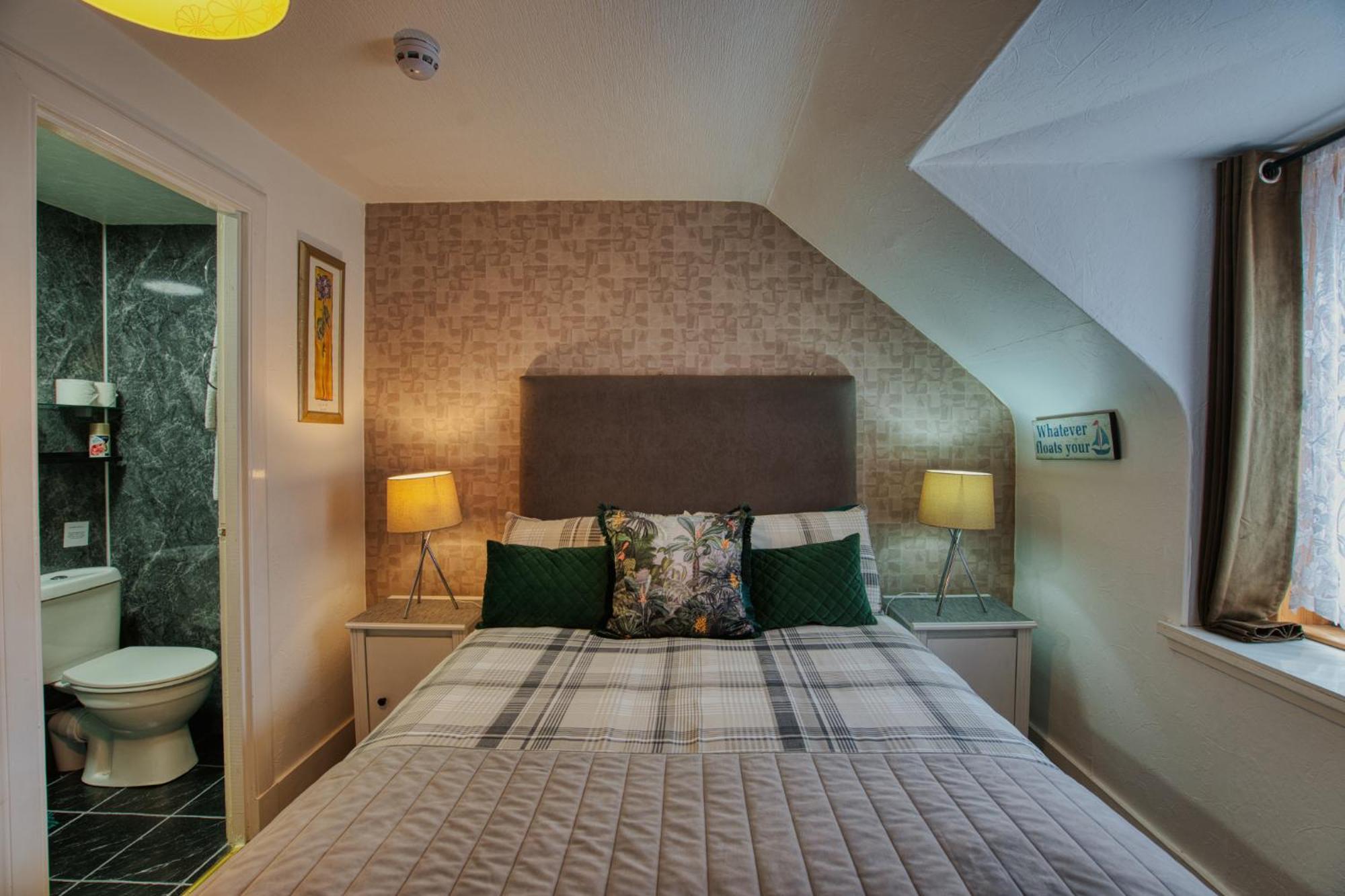 Pitfaranne Guest House إينفيرنيس المظهر الخارجي الصورة